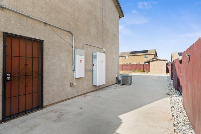 607 Mono Street, Manteca, CA 95337