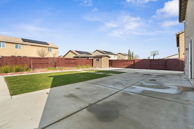 607 Mono Street, Manteca, CA 95337