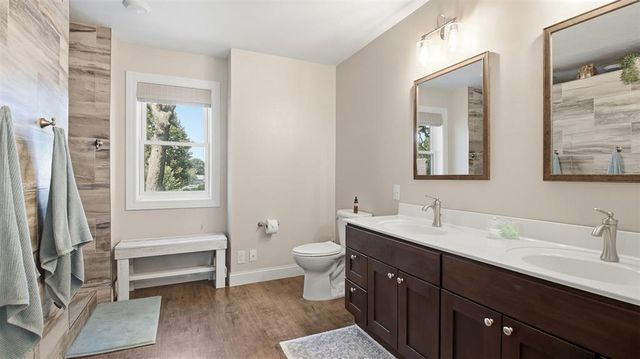 4545 Palmer Lane, Eau Claire, WI 54701