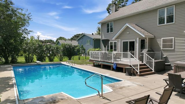 4545 Palmer Lane, Eau Claire, WI 54701