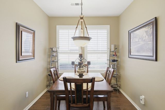 1117 Crestview Drive, Bedford, TX 76021