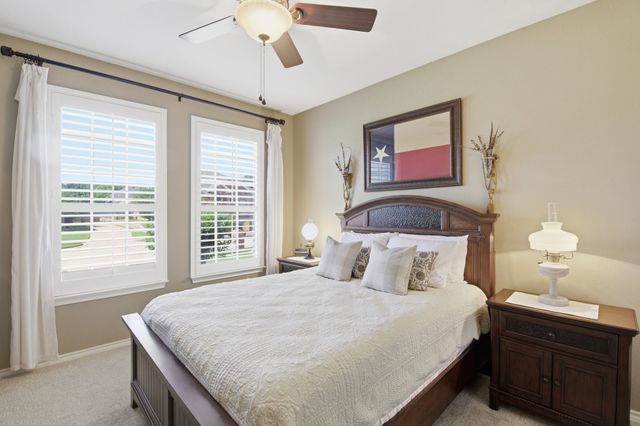1117 Crestview Drive, Bedford, TX 76021