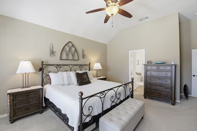 1117 Crestview Drive, Bedford, TX 76021