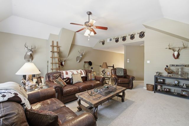 1117 Crestview Drive, Bedford, TX 76021