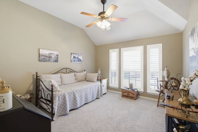 1117 Crestview Drive, Bedford, TX 76021