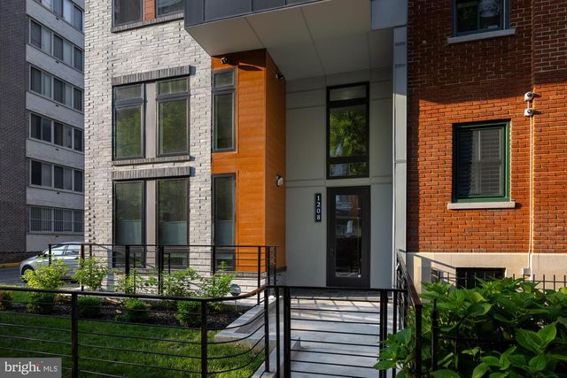 1208 M ST NW #22, Washington, DC 20005