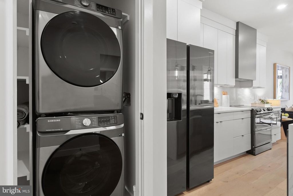 1208 M ST NW #22, Washington, DC 20005