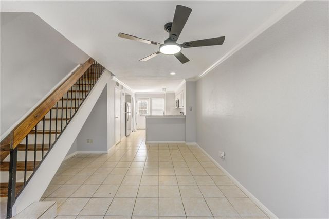 2002 Gentryside Dr 110 110, Houston, TX 77077