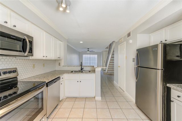 2002 Gentryside Dr 110 110, Houston, TX 77077