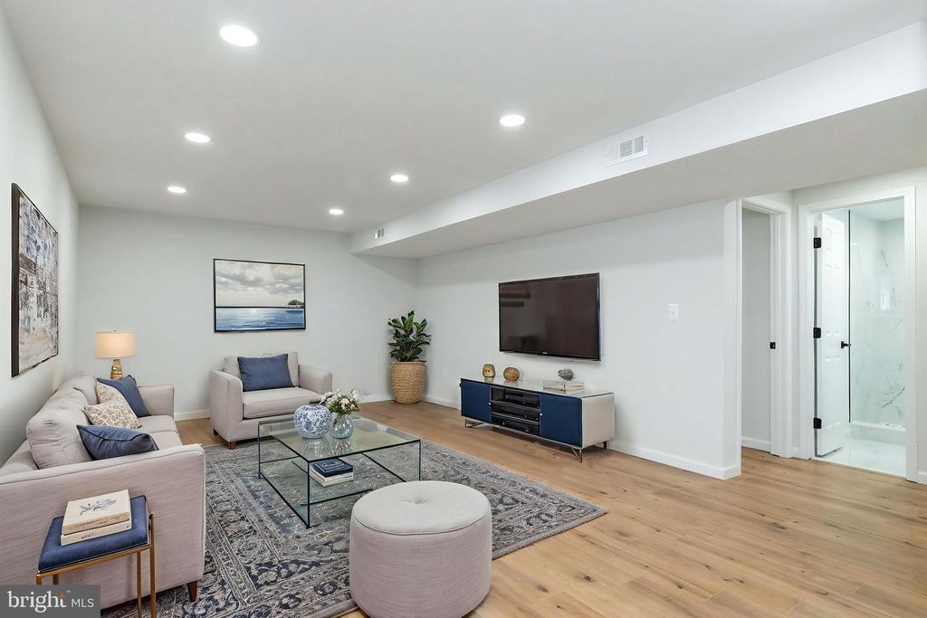 Image 35 of property listing at 10906 BENNINGTON DR, Upper Marlboro, MD 20774