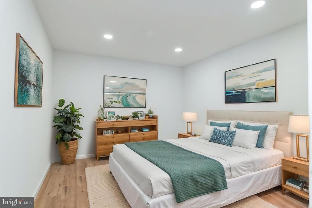 Image 40 of property listing at 10906 BENNINGTON DR, Upper Marlboro, MD 20774