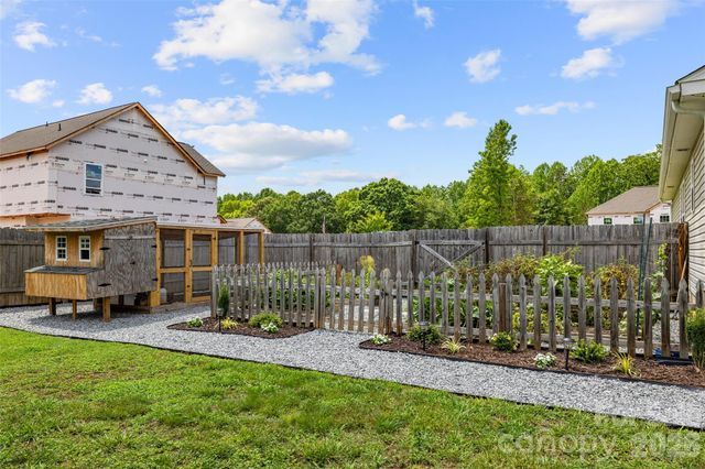 213 Planters Row Road, Iron Station, NC 28080