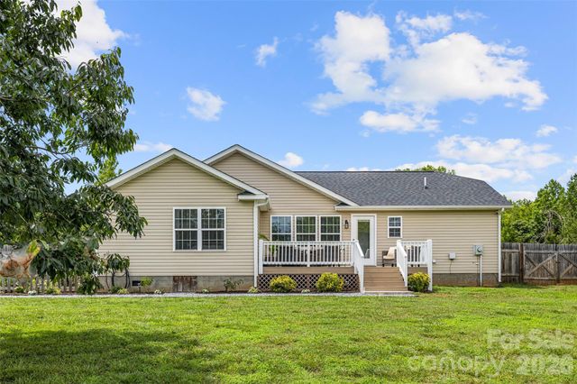 213 Planters Row Road, Iron Station, NC 28080