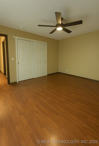 6120 N Wheeling Avenue, Tulsa, OK 74130