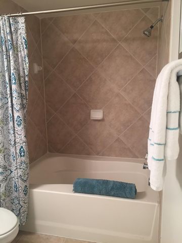 100 NE 6th Street, Boynton Beach, FL 33435