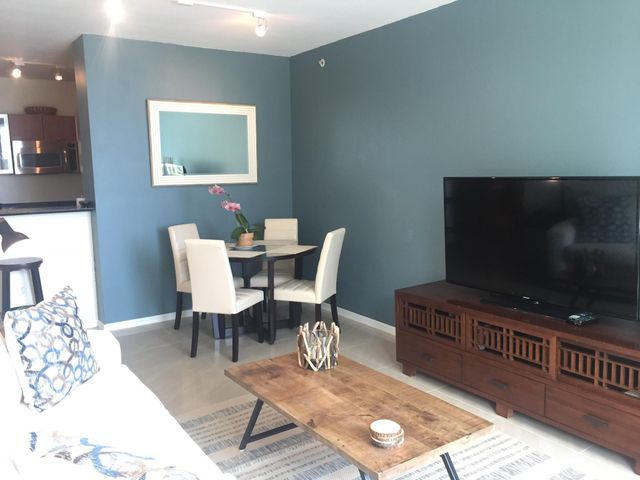 100 NE 6th Street, Boynton Beach, FL 33435