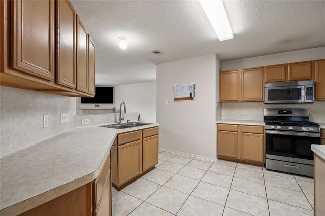 3526 Barkers Crossing Avenue, Houston, TX 77084