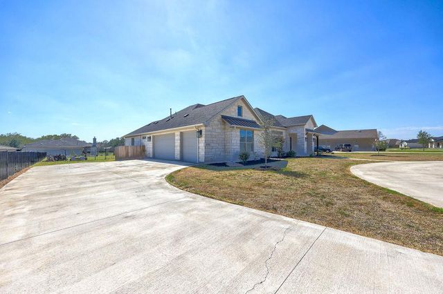 319 Buffalo TRL, Liberty Hill, TX 78642