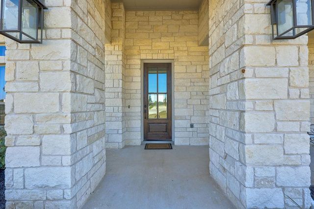 319 Buffalo TRL, Liberty Hill, TX 78642