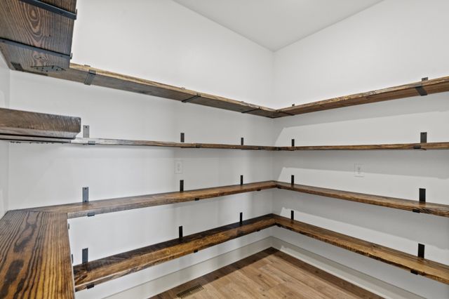 3390 Calista Rd, White House, TN 37188