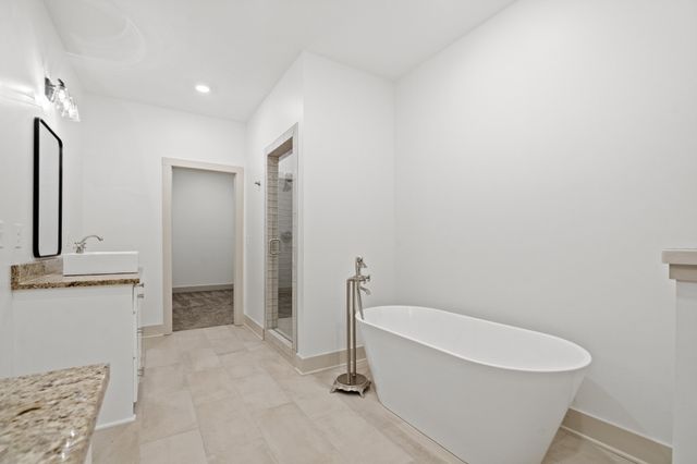 3390 Calista Rd, White House, TN 37188