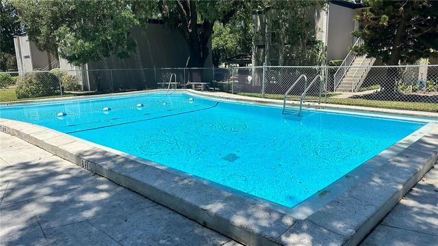 165 PICARDY VILLA CIRCLE 202, Brandon, FL 33510