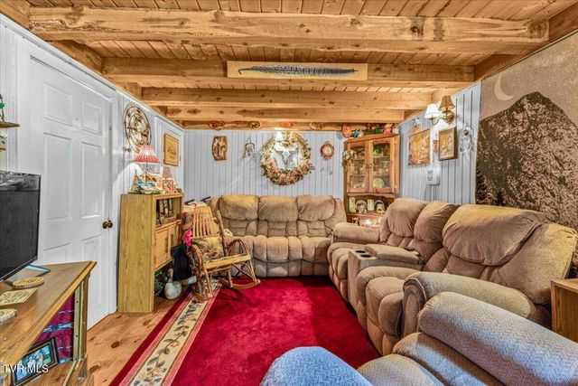 415 Stone Mtn Road, Bulls Gap, TN 37711
