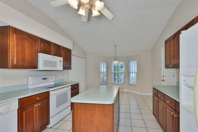 951 VILLEROY GREENS DRIVE, Sun City Center, FL 33573