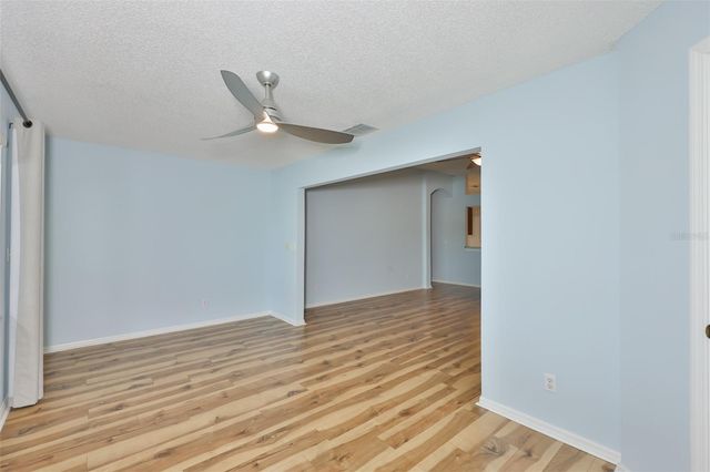 951 VILLEROY GREENS DRIVE, Sun City Center, FL 33573