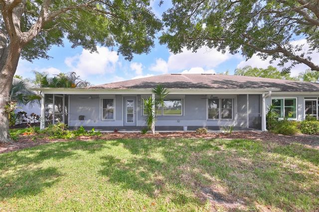 951 VILLEROY GREENS DRIVE, Sun City Center, FL 33573