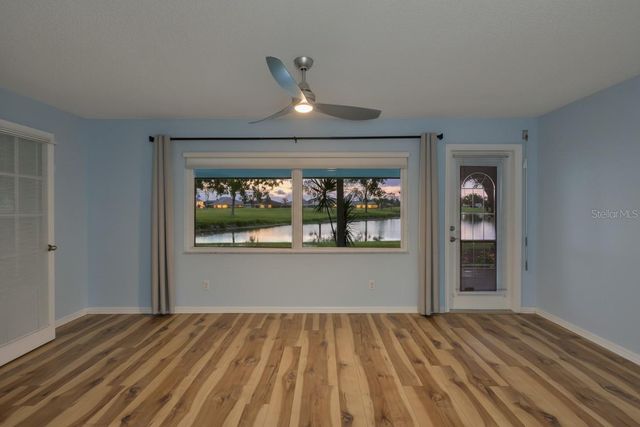 951 VILLEROY GREENS DRIVE, Sun City Center, FL 33573