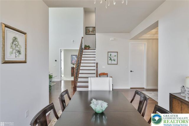 6822 Sycamore Drive, East Allen Twp, PA 18014