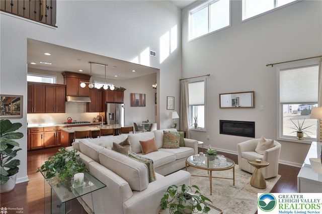 6822 Sycamore Drive, East Allen Twp, PA 18014