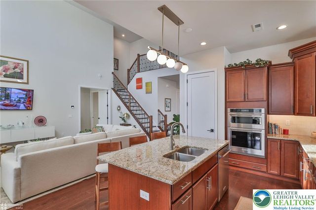 6822 Sycamore Drive, East Allen Twp, PA 18014