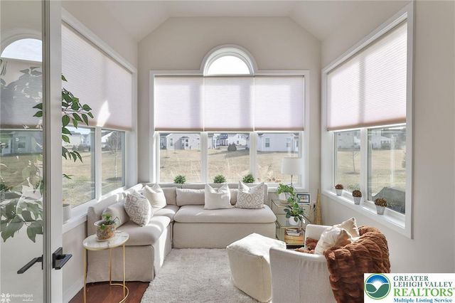 6822 Sycamore Drive, East Allen Twp, PA 18014