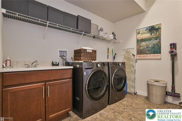 6822 Sycamore Drive, East Allen Twp, PA 18014