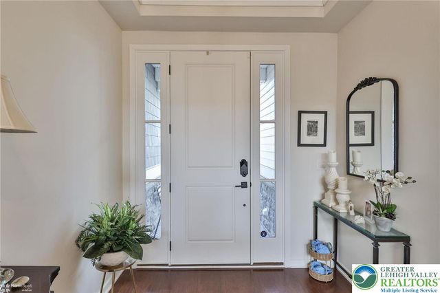 6822 Sycamore Drive, East Allen Twp, PA 18014