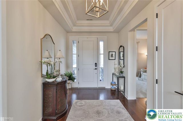 6822 Sycamore Drive, East Allen Twp, PA 18014