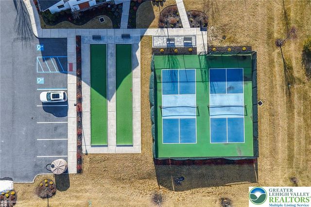 6822 Sycamore Drive, East Allen Twp, PA 18014