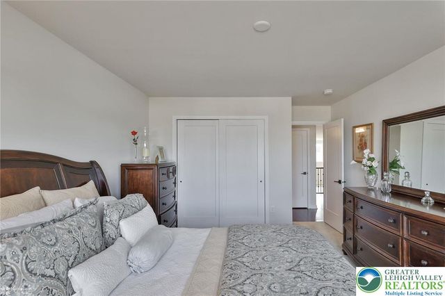 6822 Sycamore Drive, East Allen Twp, PA 18014