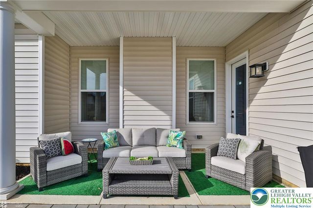 6822 Sycamore Drive, East Allen Twp, PA 18014