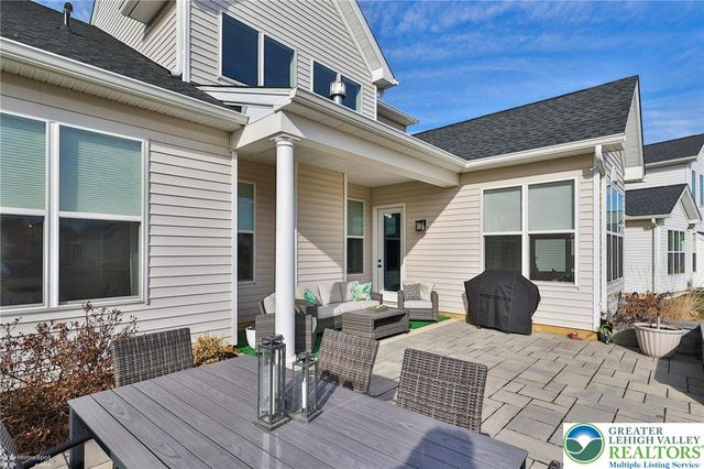 6822 Sycamore Drive, East Allen Twp, PA 18014