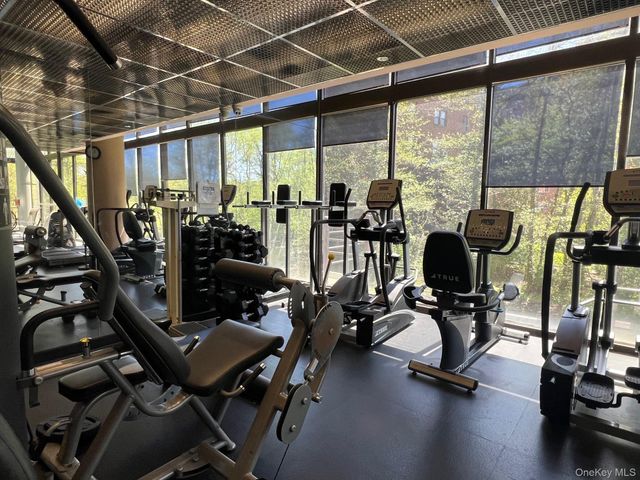 50 E Hartsdale Avenue 1O, Hartsdale, NY 10530