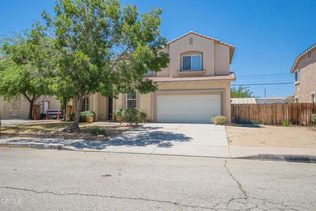 38519 37th Street East, Palmdale, CA 93550