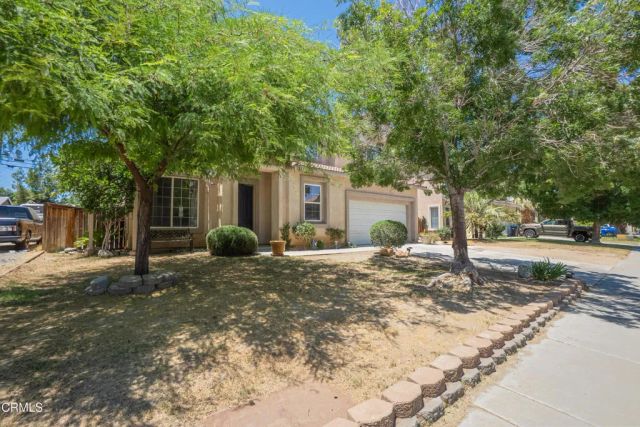 38519 37th Street East, Palmdale, CA 93550