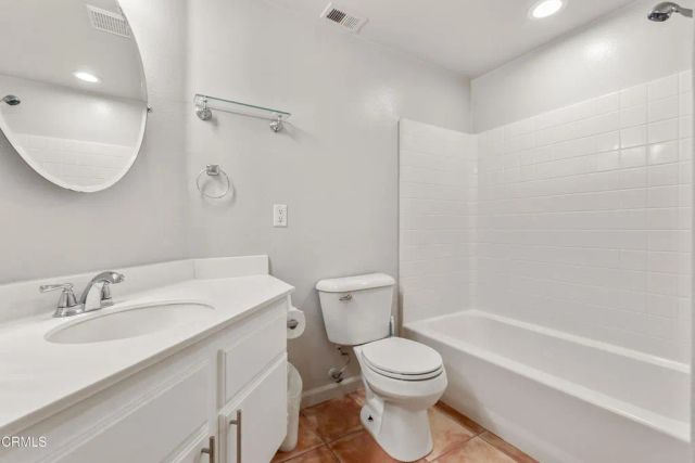38519 37th Street East, Palmdale, CA 93550