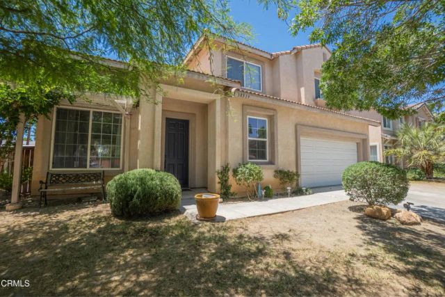 38519 37th Street East, Palmdale, CA 93550