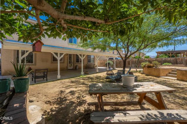 38519 37th Street East, Palmdale, CA 93550