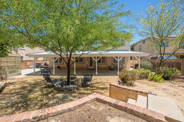 38519 37th Street East, Palmdale, CA 93550