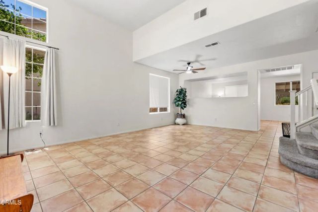 38519 37th Street East, Palmdale, CA 93550